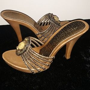 Charles David metallic bronze heel